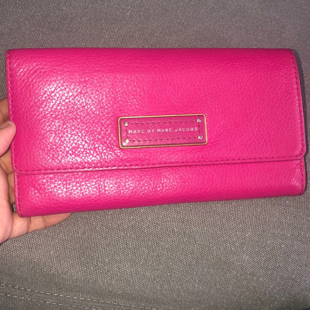 Marc Jacobs wallet